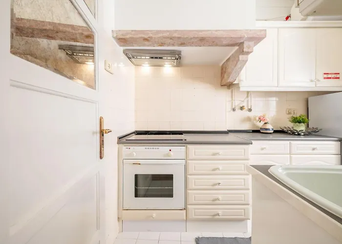 شقة Guestready - Lisbon's Charme Rouge