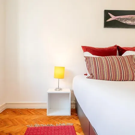 Апартаменти Guestready - Lisbon's Charme Rouge Лісабон